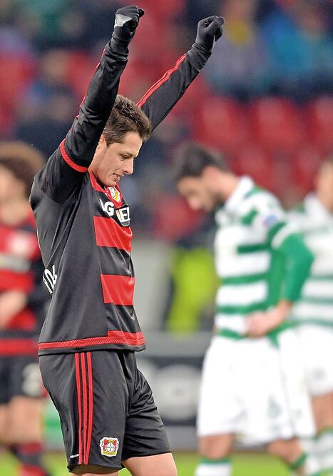 Javier Hernández no tuvo la oportunidad de anotar en el triunfo de ayer (FEDERICO GAMBARINI. EFE)