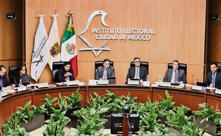 Con "albazo" aprueban dictamen de reestructuración al IECM