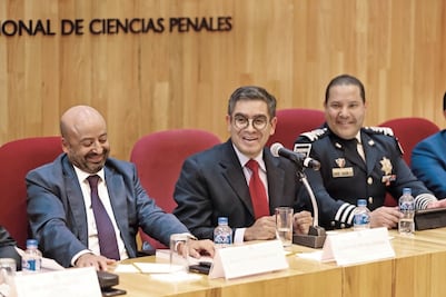 “Falta reconocer labor de policías mexicanos”