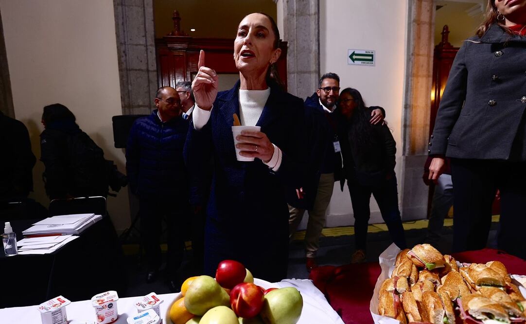 Convivio navideño en Palacio Nacional. Foto: Berenice Fregoso / EL UNIVERSAL