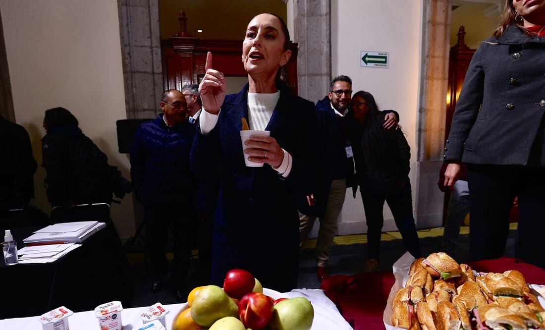 Convivio navideño en Palacio Nacional. Foto: Berenice Fregoso / EL UNIVERSAL