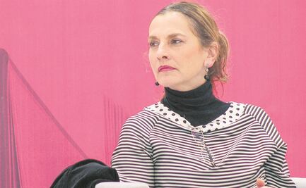 Beatriz Gutiérrez Müller llega al millón de “amigos, no tan amigos, colados, mirones y curiosos” en Facebook