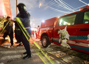 Reportan explosión de almacén de pirotecnia en Chimalhuacán; hay 1 niño fallecido, varias heridas y al menos 20 viviendas dañadas