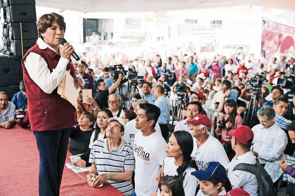 La texcocana se reunió con habitantes de Cuautitlán y de Tultepec. (IRVIN OLIVARES. EL UNIVERSAL)