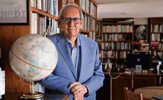 “Lineamientos no implican censura, pero se extralimitan”: Raúl Trejo Delarbre