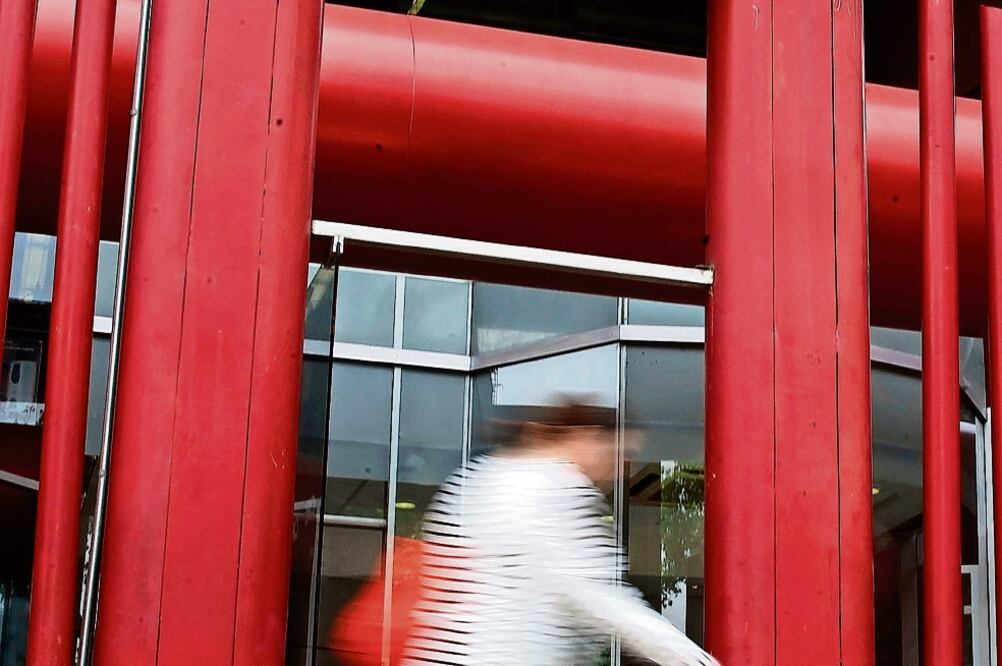 Reunión de trabajo Ochoa dijo que entre diciembre de 2014 y este mes, las tarifas bajaron en los tres tipos de servicios (ARCHIVO. EL UNIVERSAL)