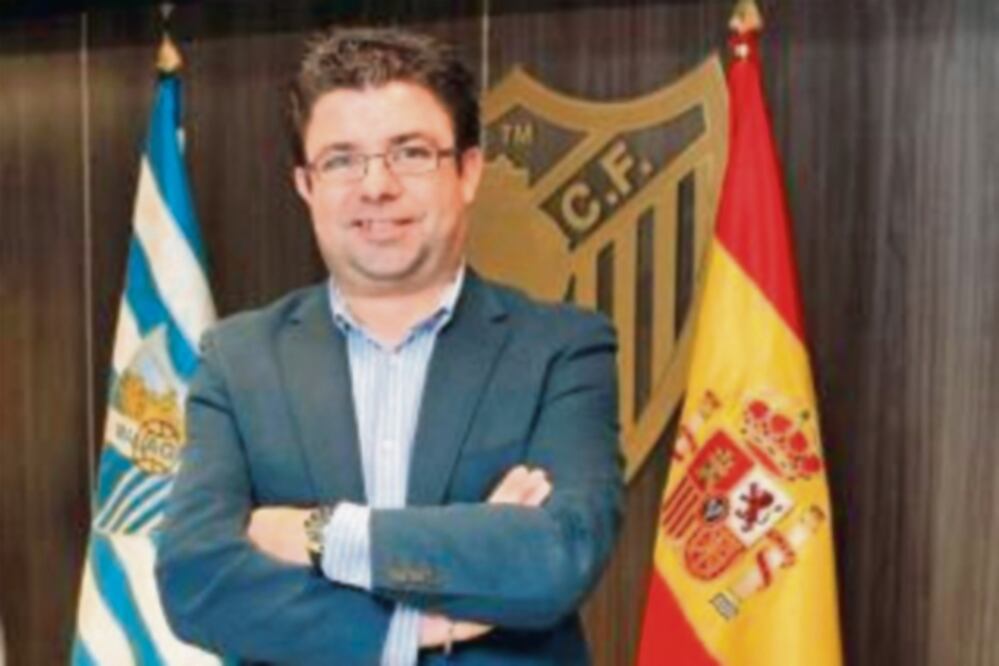 Buscan a español para puesto de Agustín Manzo