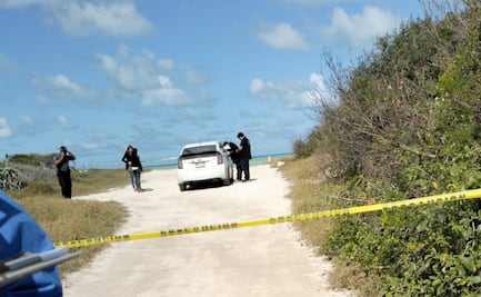 Hallan el cuerpo de un hombre dentro de un automóvil en Sisal, Yucatán