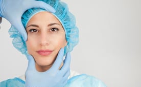 ¿Qué es el facelift? Cirugía que rejuvenece sin cambiar quien eres