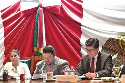 Tesorero de Naucalpan se deslinda de caso Ficrea