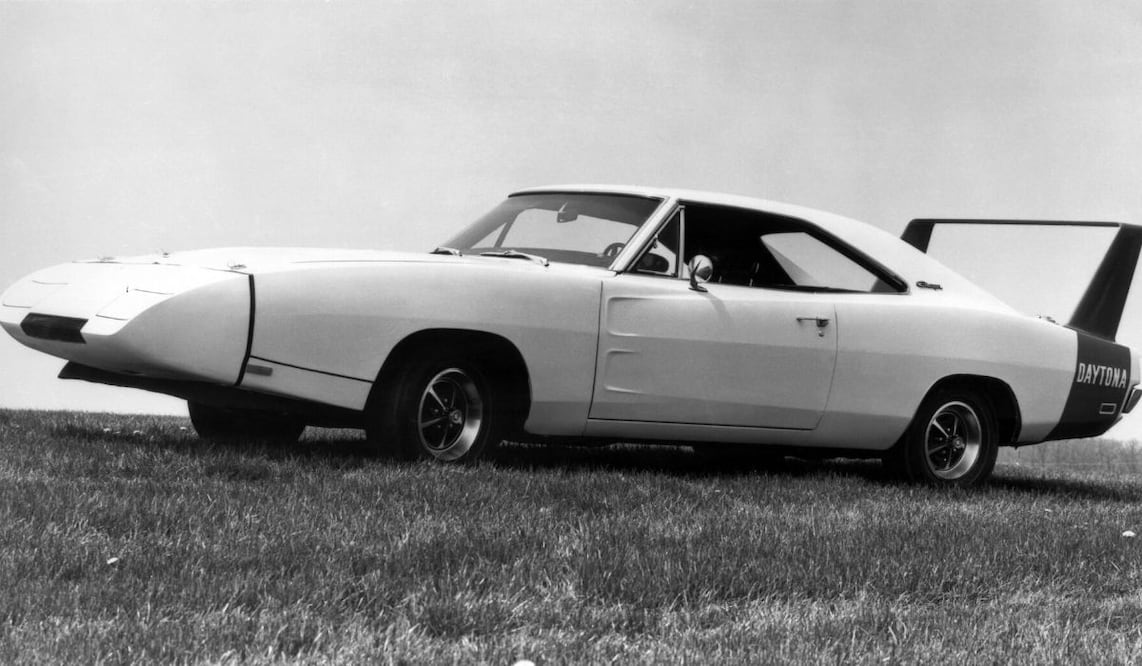 La era de los grandes alerones en el automovilismo