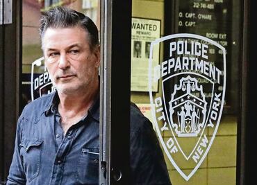 "Mentira" que no colabore con la investigación sobre la muerte de Halyna Hutchins: Alec Baldwin