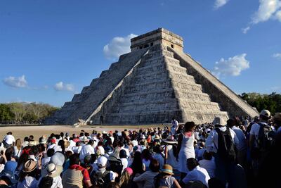 Desciende Kukulkán en Chichén Itzá