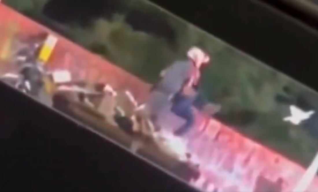 La fuerza de policía militar de Sao Paulo ha identificado a los oficiales involucrados y los ha suspendido, según un comunicado de la secretaría de seguridad pública del estado. Foto: Captura de pantalla video de X @CUTsaopaulo