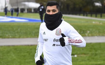 El 'Tecatito' Corona será jugador del Sevilla hasta el verano del 2022