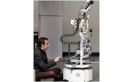 Investigador de la UNAM crea robots que identifican personas por sus rasgos físicos