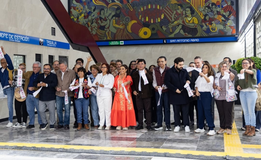 La jefa de Gobierno de la Ciudad de México, Clara Brugada Molina, encabeza la inauguración del Jardín Flotante “Tlallipan”, ubicado sobre la Calzada de Tlalpan. Foto Hugo Salvador El Universal