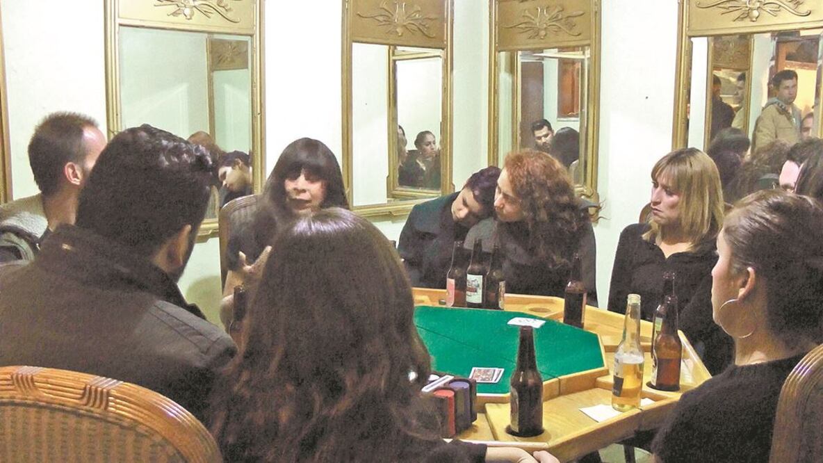 Escena de Póker de damas, en un hotel del centro de Ciudad Juárez. FOTOS: CORTESÍA DE TERESA MARGOLLES
