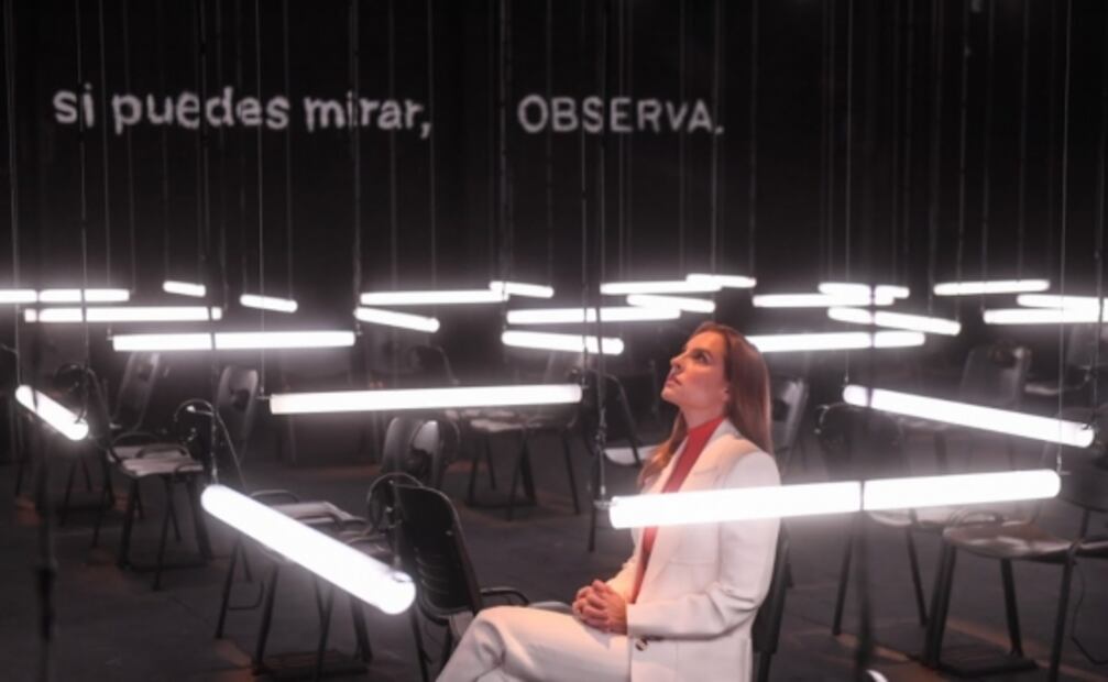 Sin actores, a oscuras y con audífonos, "Blindness" propone nueva forma de vivir el teatro