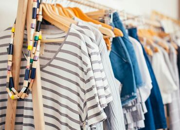 Cómo eliminar el olor a humedad de la ropa con bicarbonato