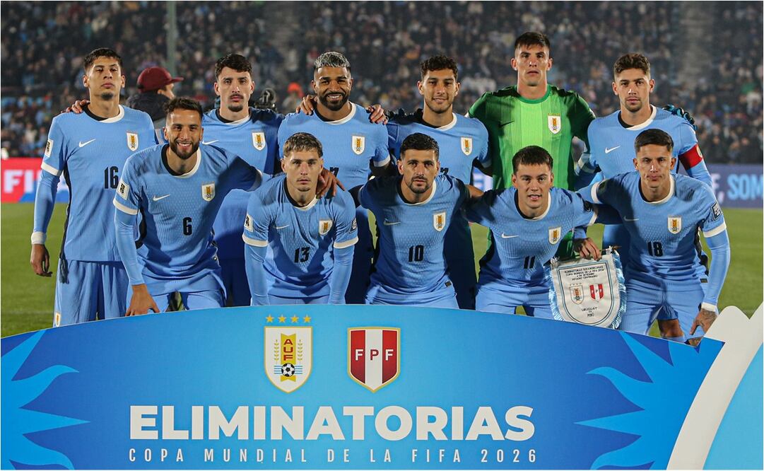 Selección de Uruguay se impuso ante Perú frente a su afición. FOTO: EFE