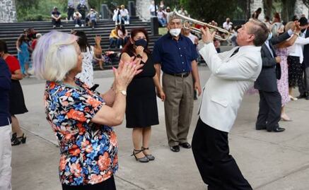 Coyoacán celebra el Día de los Abuelos con baile y jornada de atención médica