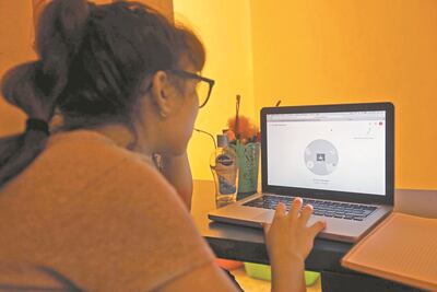 Cae plataforma Zoom al inicio de clases virtuales