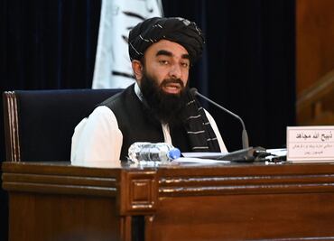 Pese a promesas de inclusión, talibanes anuncian gobierno interino sin mujeres