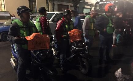 Historia: ​Comerciantes de Tepito transportan personas y víveres en motos