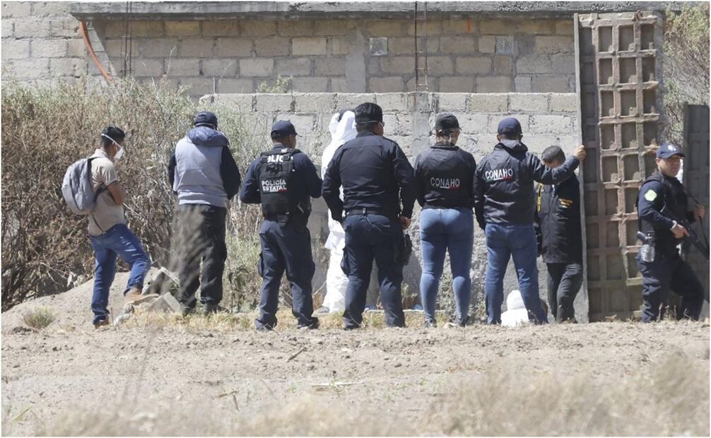 Fosa clandestina en Mexicaltzingo, Edomex. Fotos: Jorge Alvarado