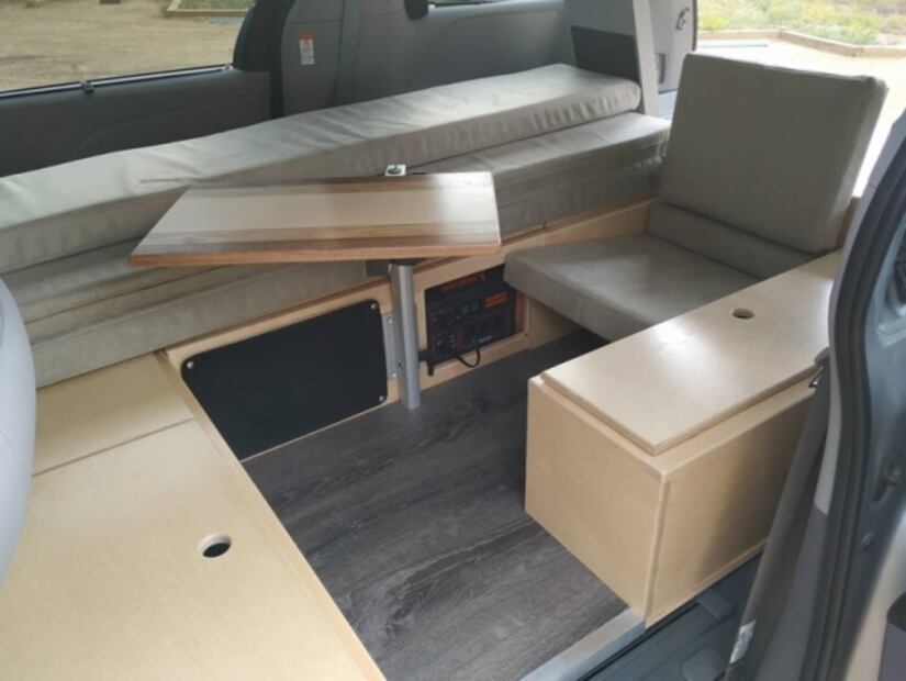 Conoce la minivan con una cocina integrada