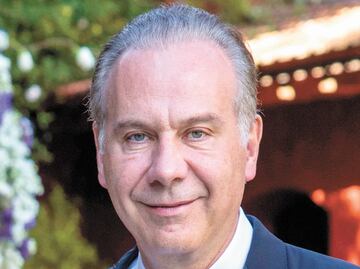 Mexico investigates 42 companies linked to Juan Collado