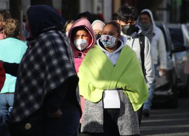 Habitantes de Toluca temen al Covid-19 y a las bajas temperaturas