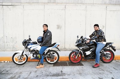 En moto o automóvil, capitalinos buscan disfrutar de vacaciones