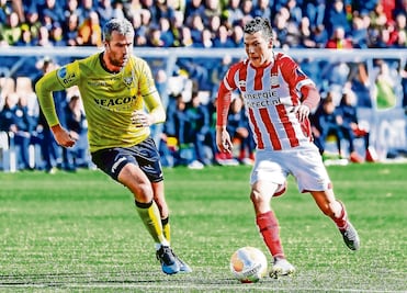 Hirving Lozano se vuelve a lesionar