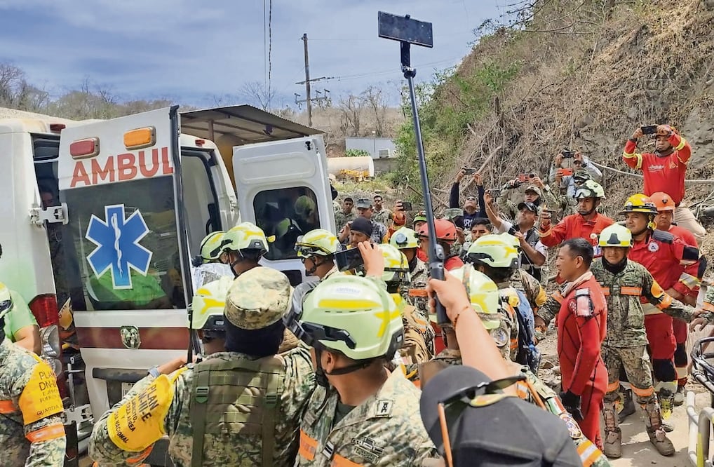 Identifican al tercer trabajador localizado sin vida en mina Santa Fe.