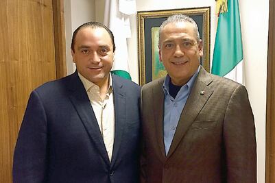 Se reúnen gobernador y líder nacional del tricolor