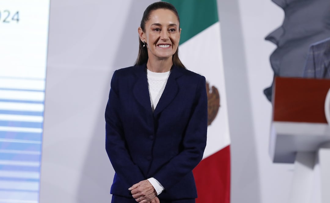 La presidenta de México, Claudia Sheinbaum, habla durante una rueda de prensa este viernes, en Palacio Nacional. Foto: EFE/Mario Guzmán