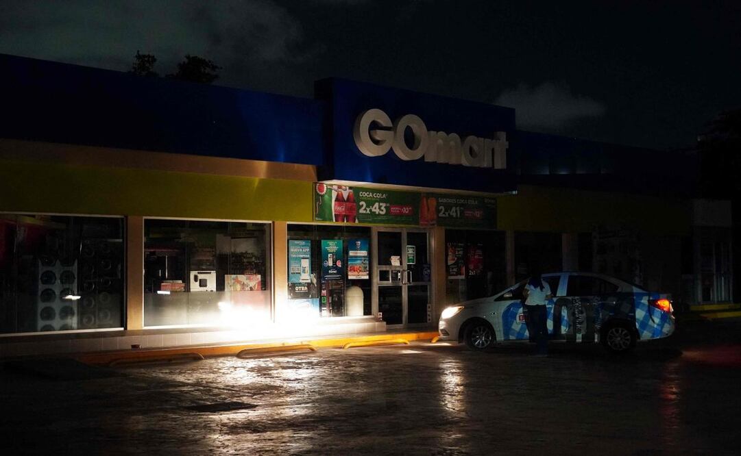 La península de Yucatán sufrió un apagón masivo, por lo que afectó Cancún, Quintana Roo, Campeche y Yucatán (26/09/25) Foto: Elizabeth RUIZ / AFP