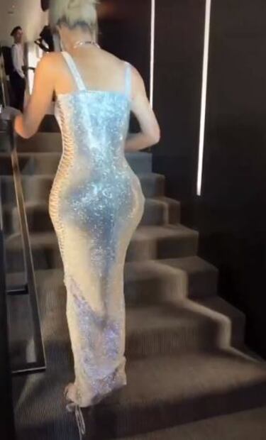 Qué peligro hay de usar vestidos tan ajustados como el de Kim Kardashian