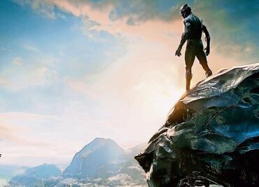 Black Panter aplasta a Tomb Raider