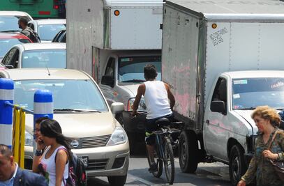 Viejos, 70% de autos del Edomex y no verifican