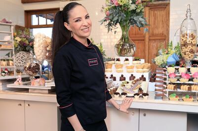 Paulina Abascal coordina escuela de repostería en Tacubaya