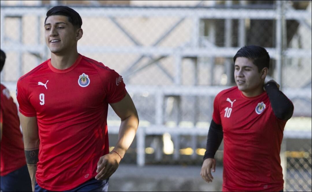 Alan Pulido y Eduardo López en un entrenamiento con el Guadalajara. Foto: Imago7