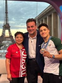 Osmar Olvera presume lujoso reloj junto a su medalla de bronce; ¿Cuánto cuesta?