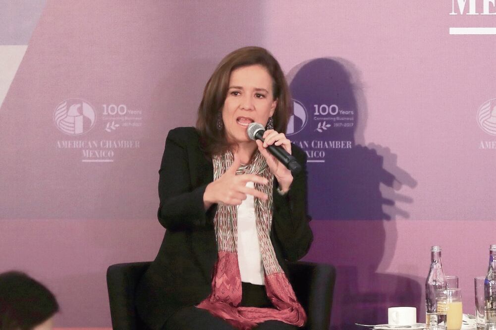 Desventaja. La independiente dice que la falta de exposición mediática juega en su contra. (ARCHIVO EL UNIVERSAL)