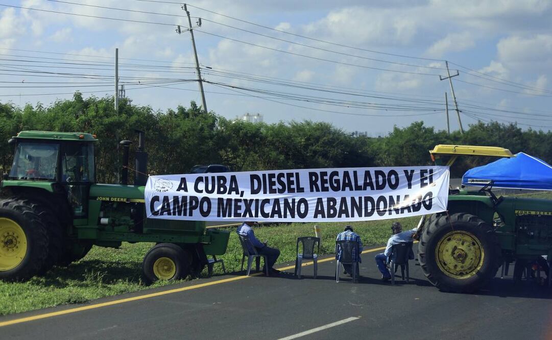 Reanudan circulación en carreteras de Tamaulipas; liberan varios bloqueos tras cuatro días.
Foto: Especial.
