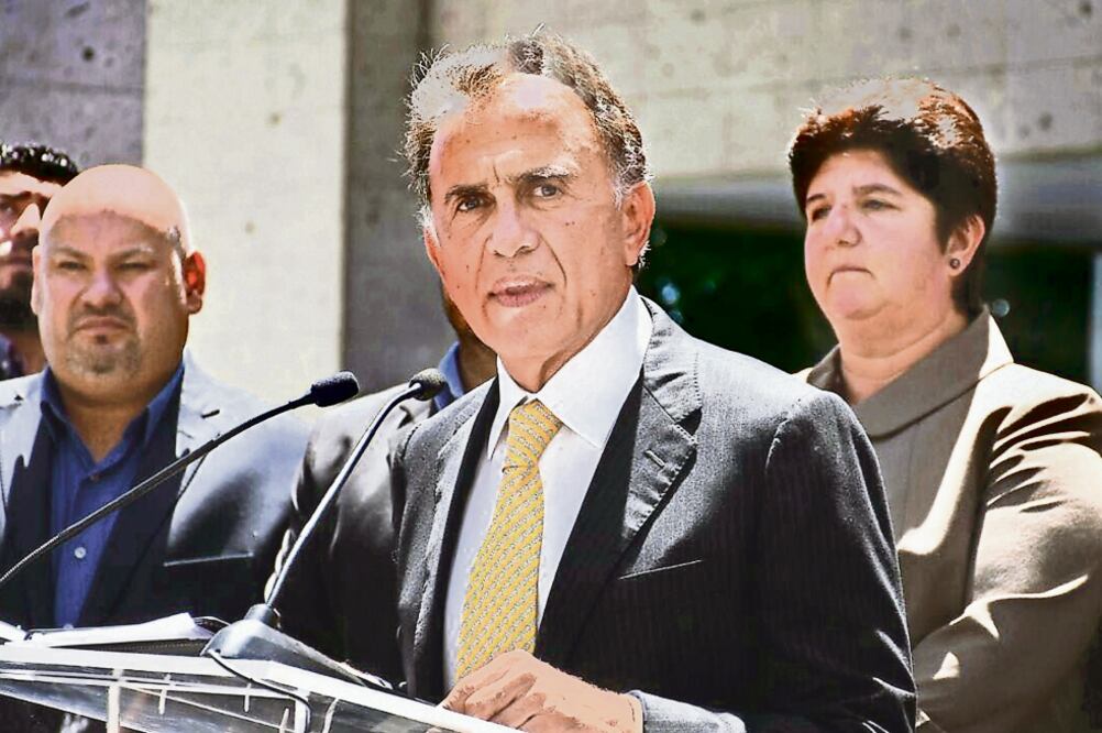 El gobernador de Veracruz, Miguel Ángel Yunes Linares, anunció hace dos días la expropiación del inmueble presuntamente adquirido por un prestanombres. (ARCHIVO EL UNIVERSAL)