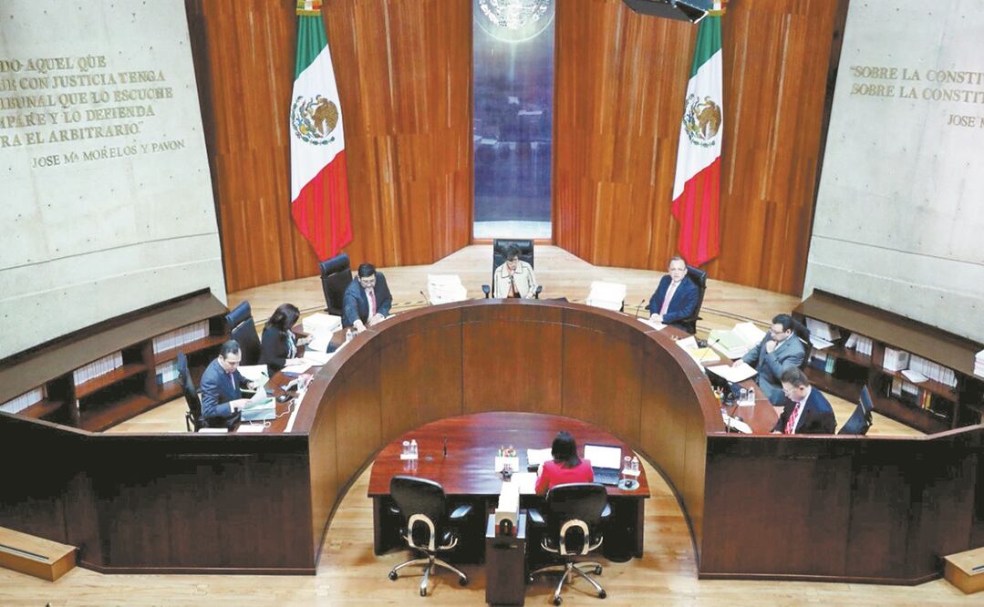 La Sala Superior del TEPJF resolvió en 2017 que el candidato del PRI a Coahuila no cometió fraude electoral al entregar tarjetas. Fot: