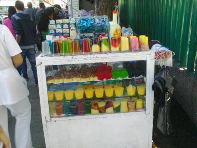 Gelatineros ambulantes, el oficio tradicional que se hereda 